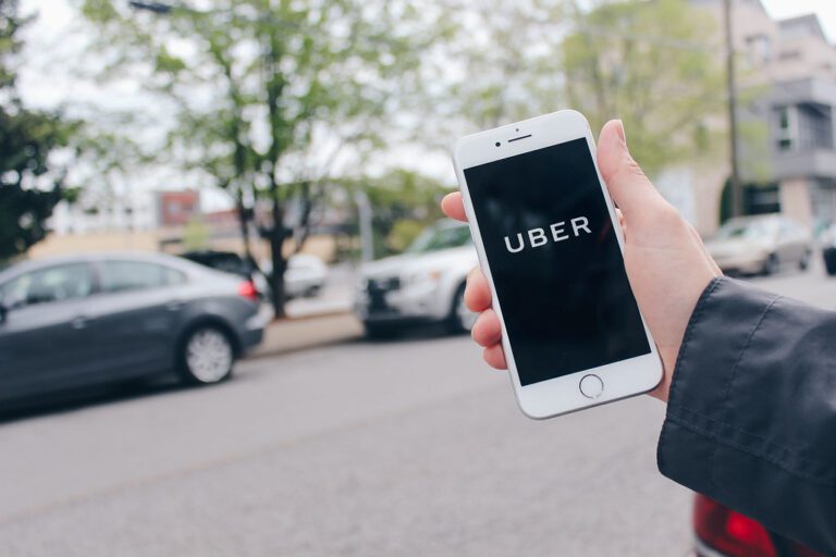 ¿Cómo facturar Uber?: 2 tips para hacer la facturación